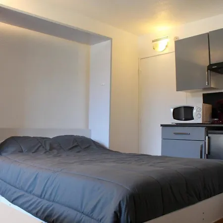 Apartment Studio 3 Couchages Proche Plage Avec Piscine Et Tennis A - Fr-1-246a-306 *